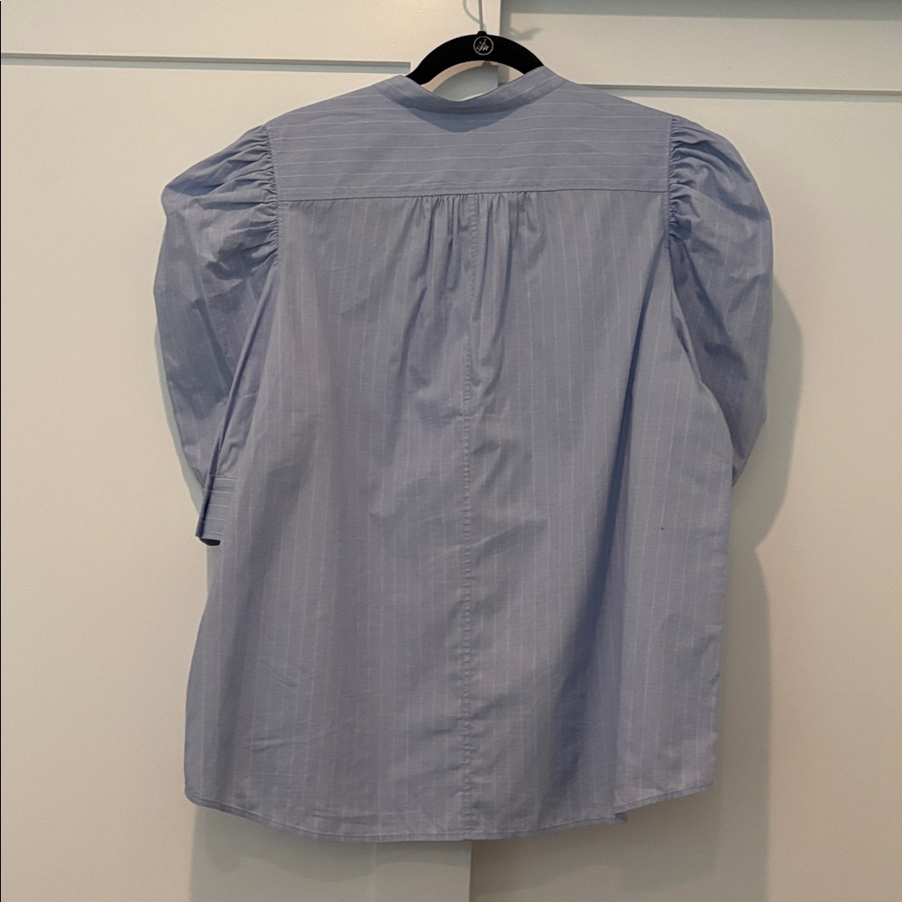 FRAME Ruched Puff Sleeve Shirt in Chambray - Picture 6 of 11